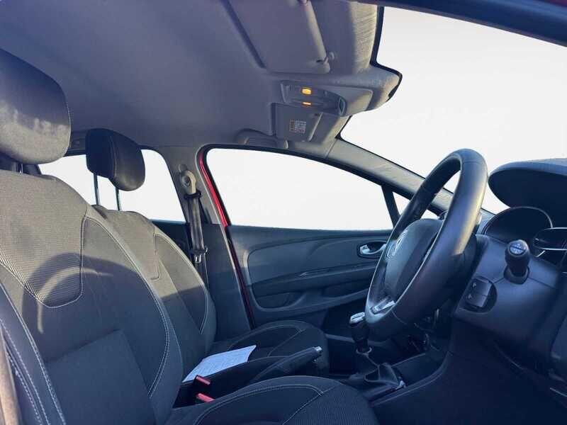 Used Renault Clio 2019 for sale - 76337799: Photo 4