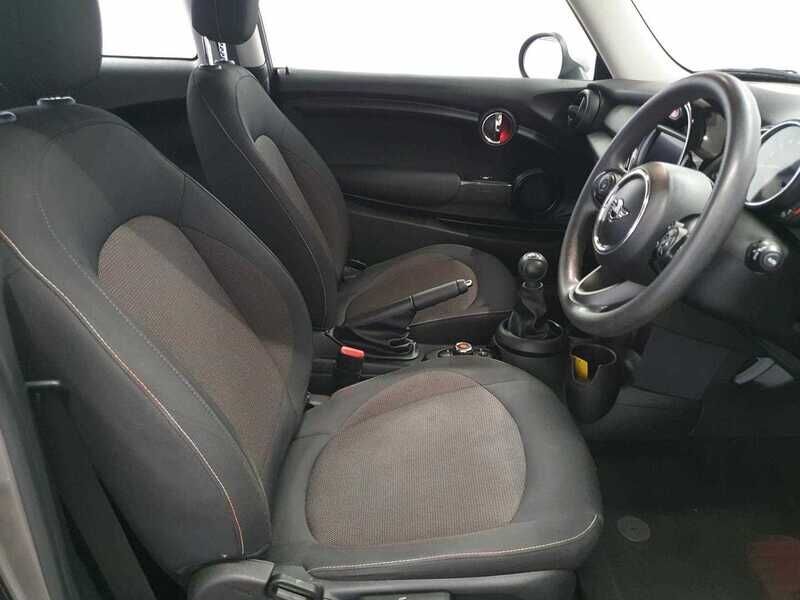 Used MINI Hatch 2019 for sale - 78040461: Photo 9