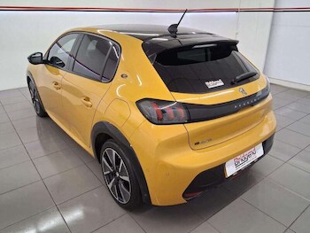 Used Peugeot E-208 2021 for sale - 77223253: Photo