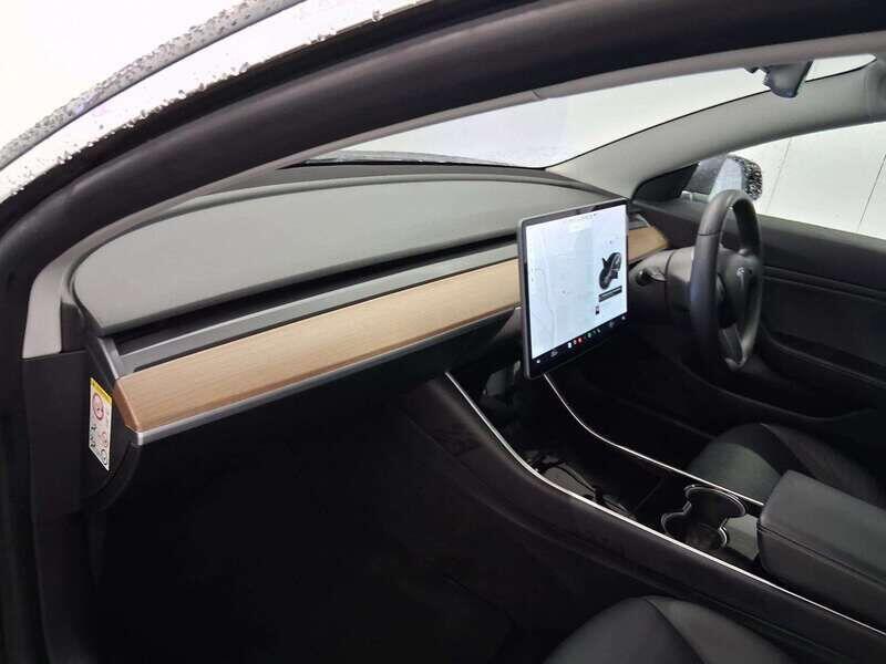 Used Tesla Model 3 2019 for sale - 76138393: Photo 13