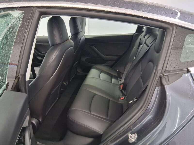 Used Tesla Model 3 2019 for sale - 76138393: Photo 15