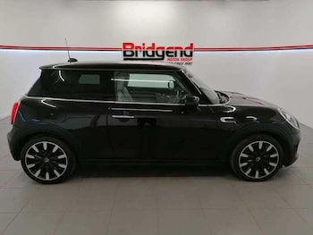 Used MINI Hatch 2021 for sale - 76138280: Photo