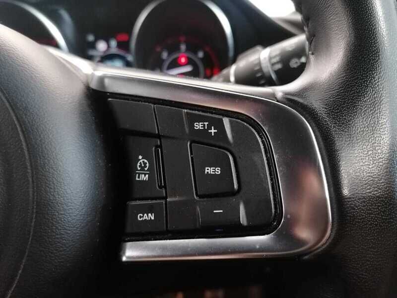 Used Jaguar E-Pace 2018 for sale - 77050557: Photo 21