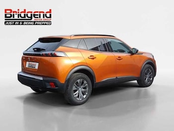 Used Peugeot 2008 2023 for sale - 79309536: Photo