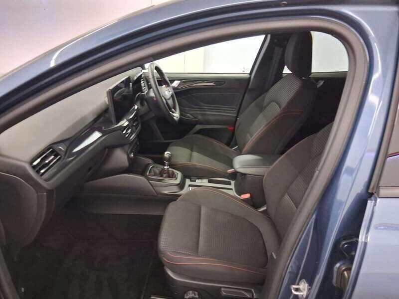 Used Ford Focus 2023 for sale - 76337504: Photo 14