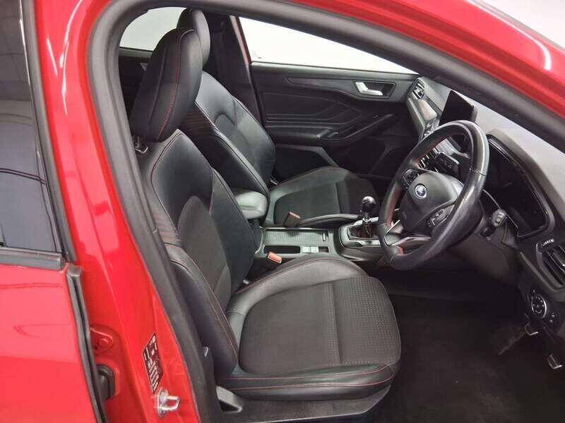 Used Ford Focus 2019 for sale - 76295949: Photo 11