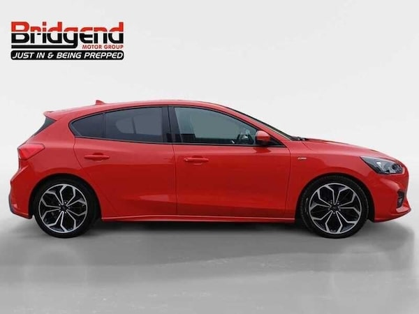 Used Ford Focus 2019 for sale - 76295949: Photo 1