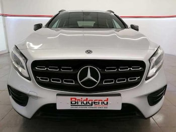 Used Mercedes-Benz GLA 2019 for sale - 76137160: Photo 2