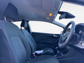 Used Ford Fiesta 2020 for sale - 76865487: Photo