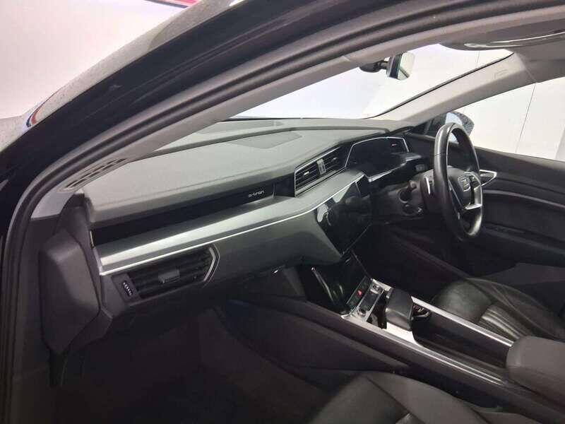 Used Audi e-tron 2020 for sale - 76201469: Photo 13
