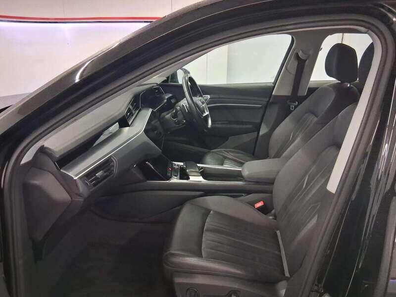Used Audi e-tron 2020 for sale - 76201469: Photo 14