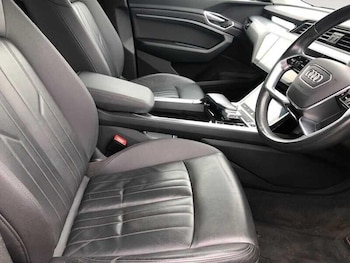 Used Audi e-tron 2020 for sale - 76201469: Photo 4