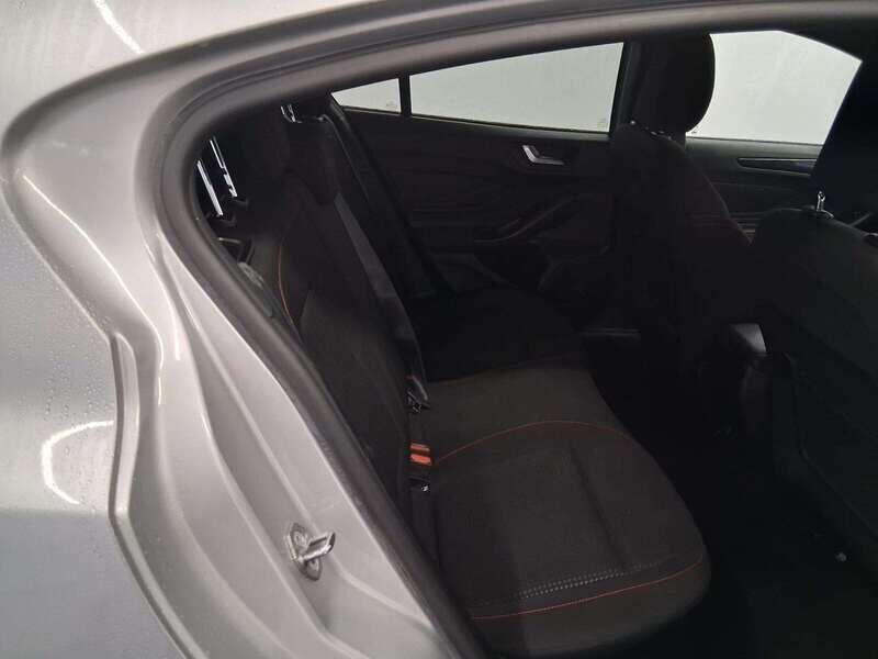 Used Ford Focus 2023 for sale - 76175196: Photo 12