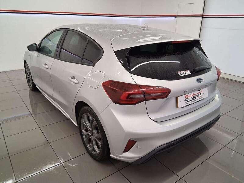 Used Ford Focus 2023 for sale - 76175196: Photo 4