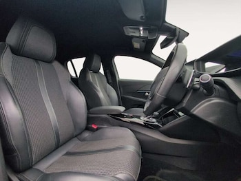 Used Peugeot 208 2020 for sale - 77447701: Photo