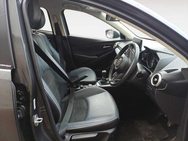 Used Mazda Mazda2 2022 for sale - 76866277: Photo 4