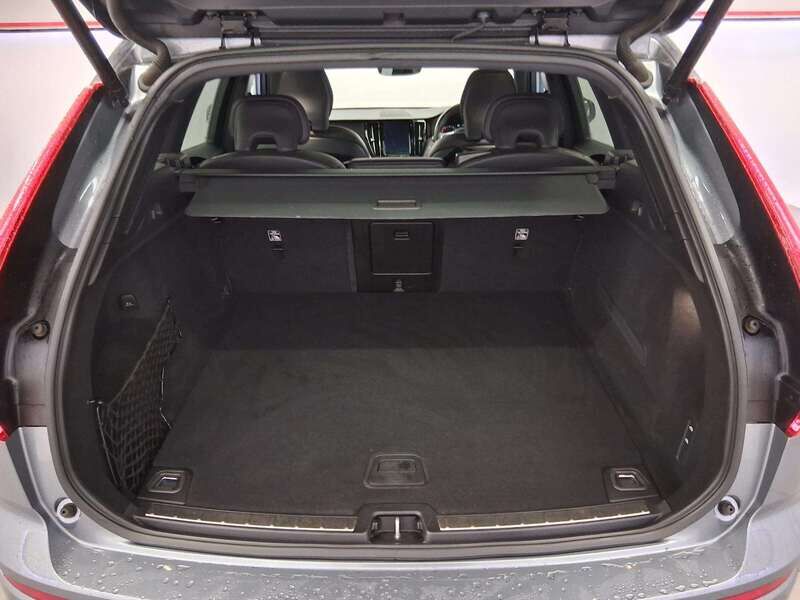 Used Volvo XC60 2020 for sale - 77050553: Photo 8