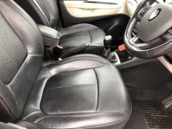 Used Renault Captur 2019 for sale - 75185830: Photo