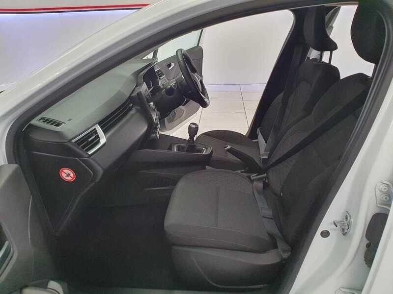 Used Renault Clio 2021 for sale - 76137132: Photo 18