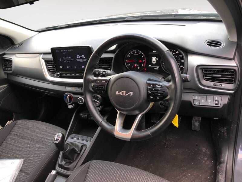 Used Kia Stonic 2022 for sale - 77050630: Photo 5
