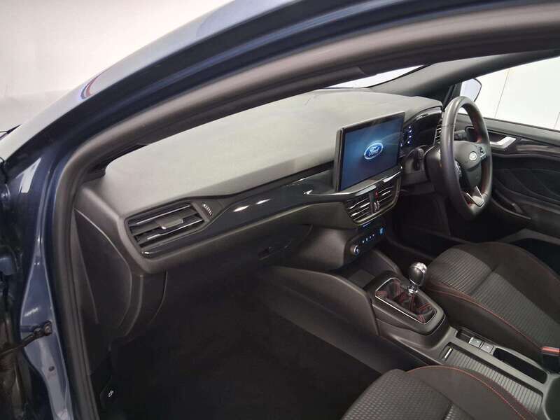 Used Ford Focus 2023 for sale - 77050671: Photo 13