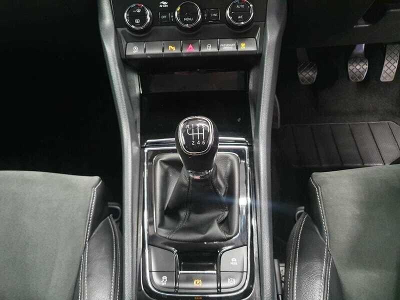 Used Skoda Karoq 2019 for sale - 76137165: Photo 19