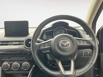 Used Mazda Mazda2 2023 for sale - 78542339: Photo