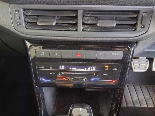 Used Volkswagen T-Cross 2022 for sale - 76137872: Photo 20