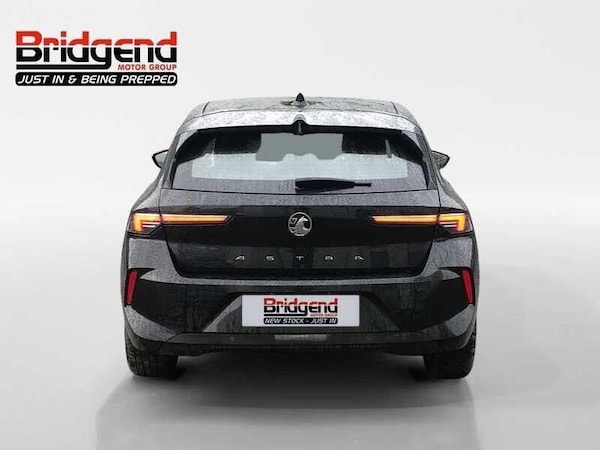 Used Vauxhall Astra 2022 for sale - 76136756: Photo 2