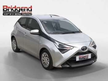 2021 (71) - 1.0 VVT-i x-play Hatchback 5dr