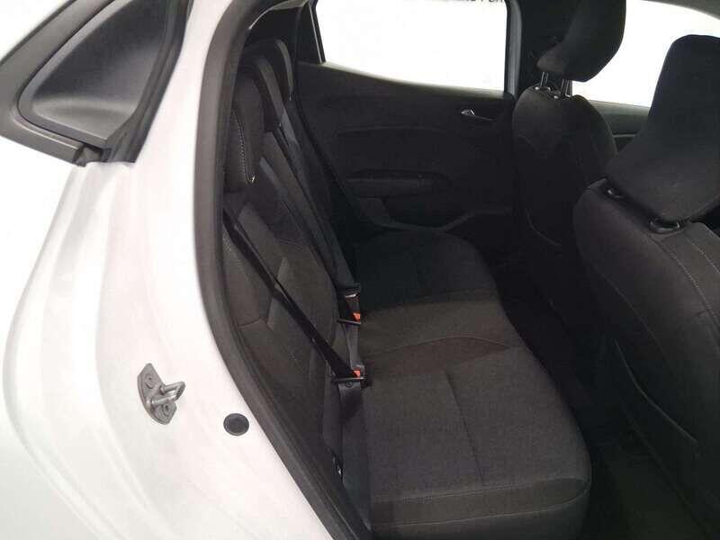 Used Renault Clio 2023 for sale - 76499214: Photo 12