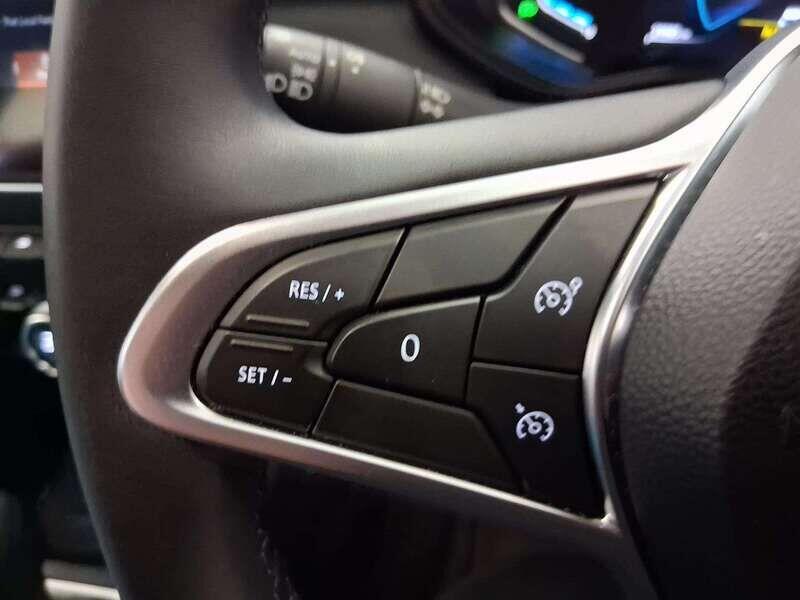 Used Renault Clio 2023 for sale - 76499214: Photo 21