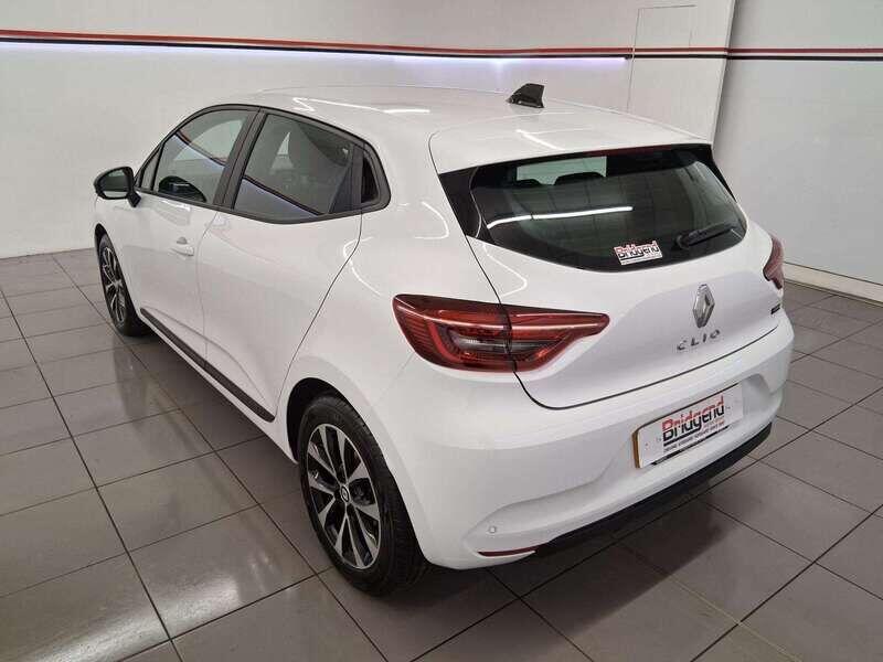Used Renault Clio 2023 for sale - 76499214: Photo 4