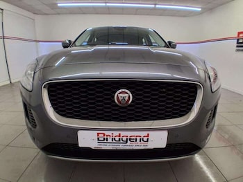 Used Jaguar E-Pace 2019 for sale - 77050741: Photo