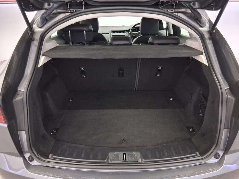 Used Jaguar E-Pace 2019 for sale - 77050741: Photo 8