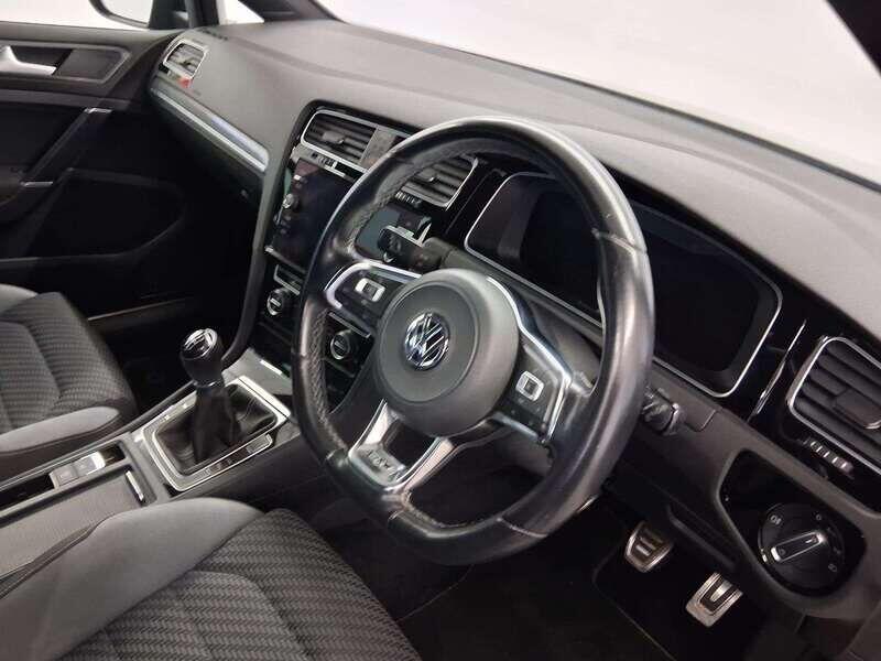 Used Volkswagen Golf 2019 for sale - 76398078: Photo 10