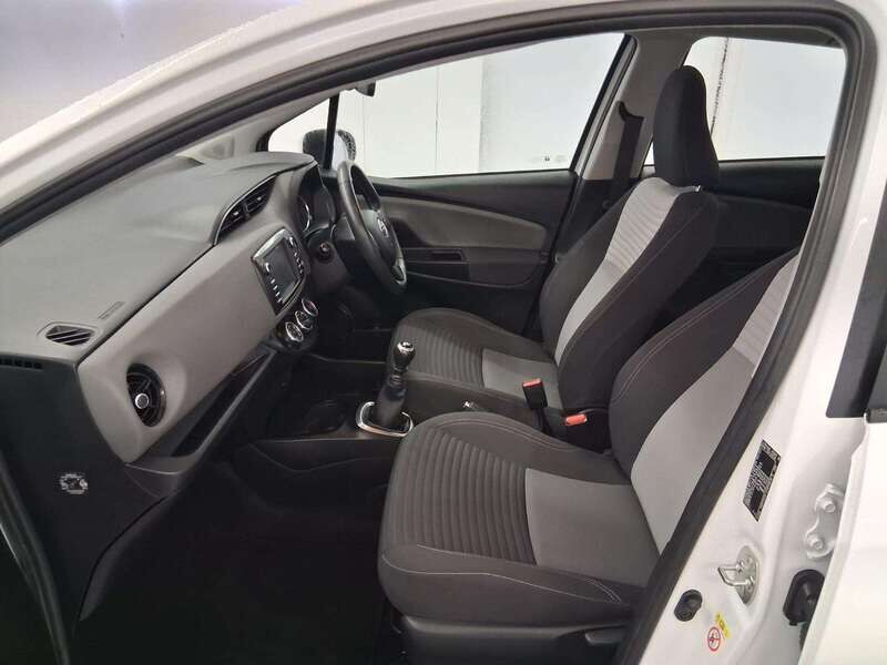 Used Toyota Yaris 2019 for sale - 77050578: Photo 14