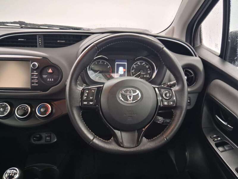 Used Toyota Yaris 2019 for sale - 77050578: Photo 9