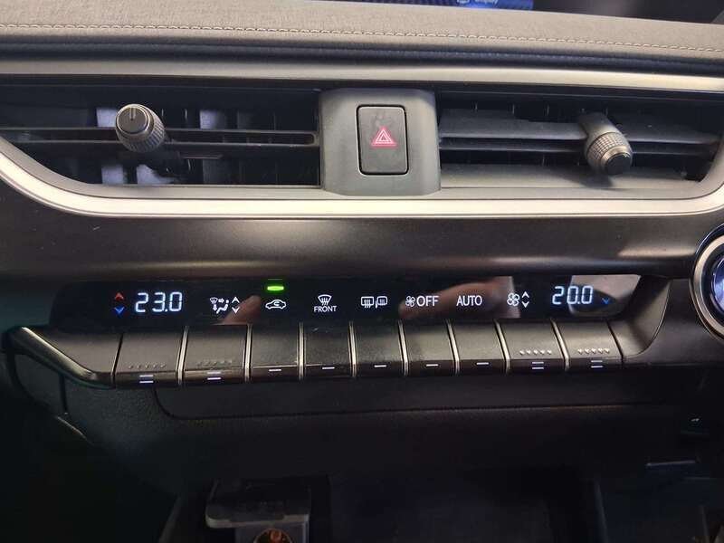 Used Lexus UX 2022 for sale - 77814367: Photo 19