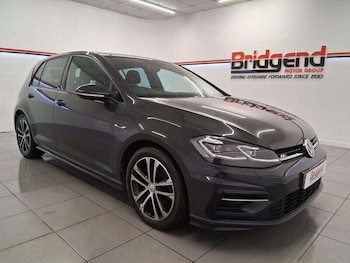 Used Volkswagen Golf 2019 for sale - 77050715: Photo
