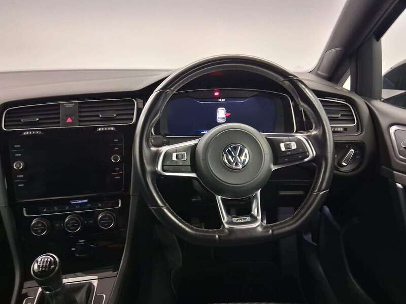 Used Volkswagen Golf 2019 for sale - 77050715: Photo 9