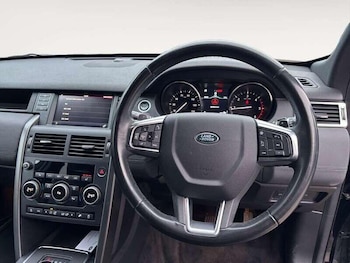 Used Land Rover Discovery Sport 2019 for sale - 76295522: Photo 4