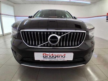 Used Volvo XC40 2020 for sale - 76137353: Photo 2