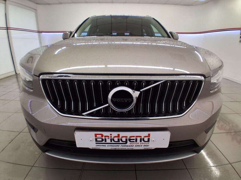 Used Volvo XC40 2020 for sale - 77814641: Photo 2