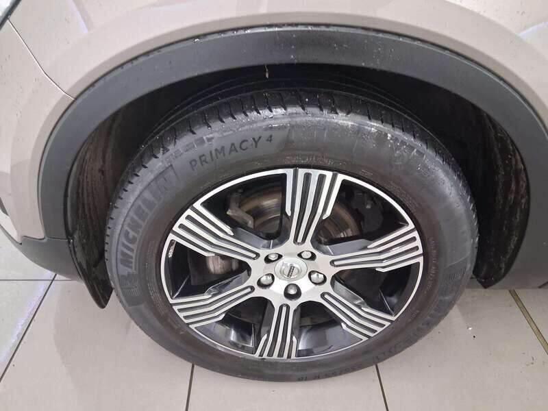 Used Volvo XC40 2020 for sale - 77814641: Photo 7