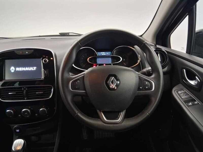 Used Renault Clio 2019 for sale - 76137524: Photo 9