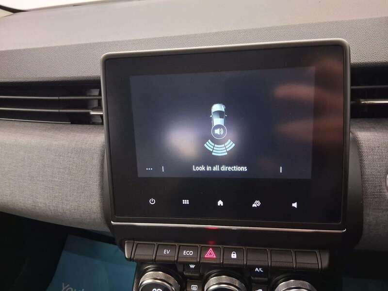 Used Renault Clio 2024 for sale - 77813974: Photo 19