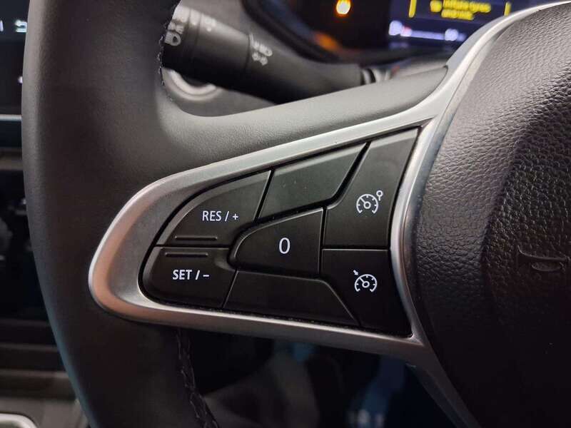 Used Renault Clio 2024 for sale - 77813974: Photo 20