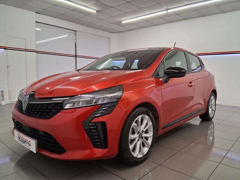 Used Renault Clio 2024 for sale - 77813974: Photo 3