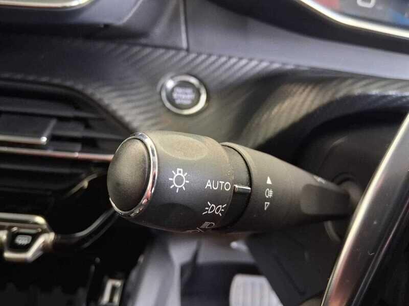 Used Peugeot 208 2020 for sale - 76135876: Photo 21